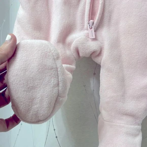 EUC Old Navy | pink, white infant’s unicorn snowsuit, zippered with flip mittens - Picture 5 of 7